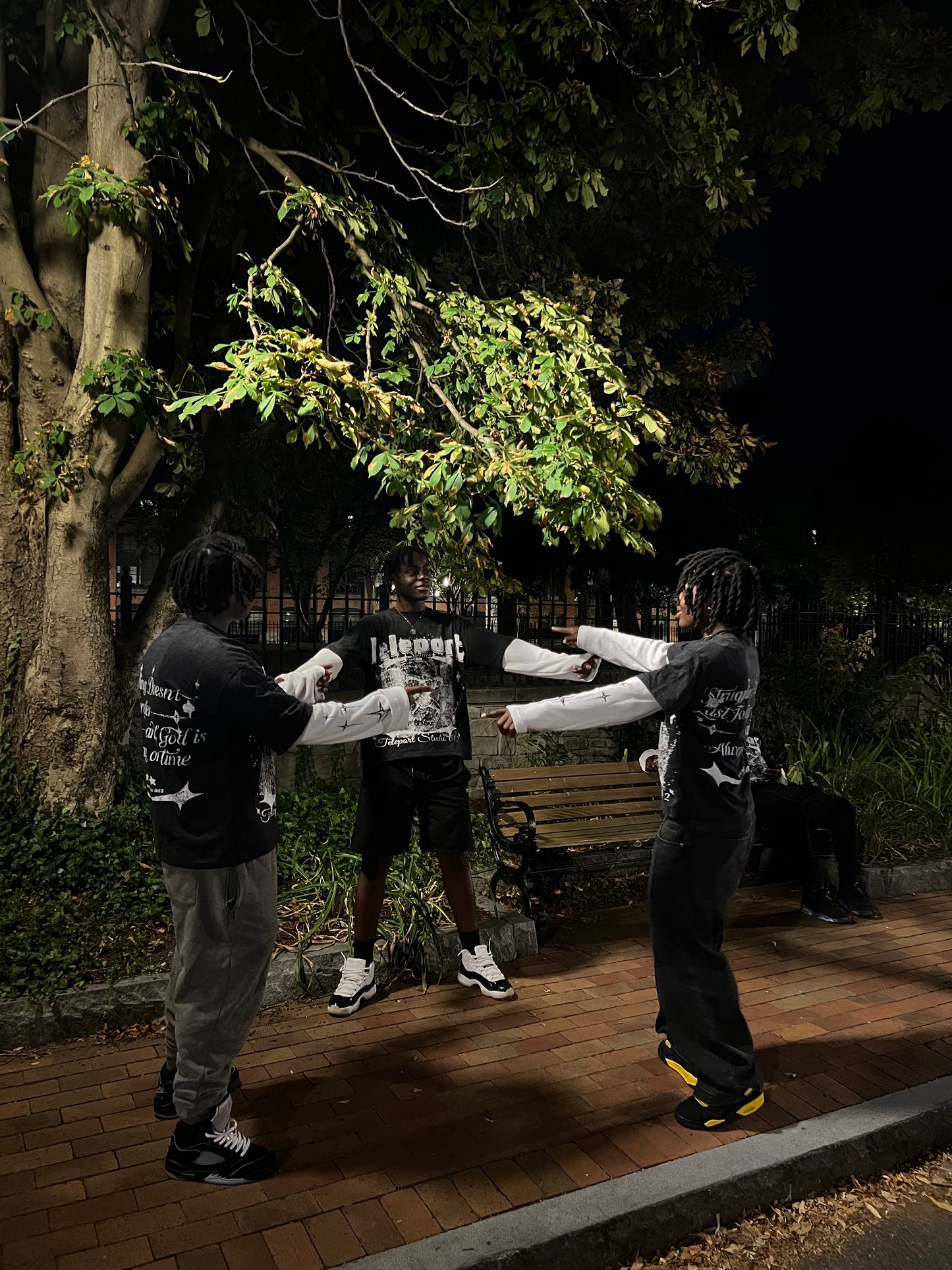 Boxy oversized double layer Tee|